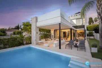 6 bedroom House for Sale in San Pedro de Alcántara-37431