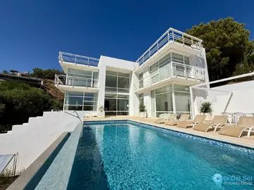 4 bedroom House for Sale in Valtocado