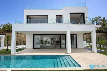 6 bedroom House for Sale in New Golden Mile-37754