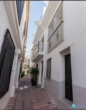 7 bedroom House for Sale in Marbella-37770