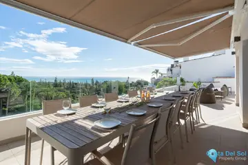 6 bedroom House for Sale in La Cala de Mijas