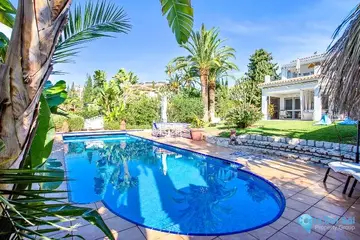 6 bedroom House for Sale in Marbesa-38002