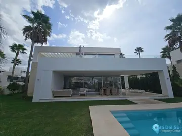 3 bedroom House for Sale in Río Real-38068