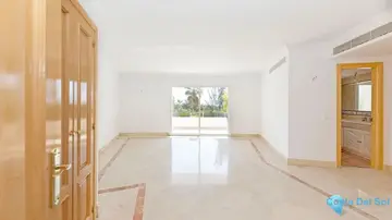 5 bedroom House for Sale in Los Almendros-38110