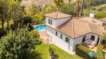 5 bedroom House for Sale in Alhaurín el Grande-38120