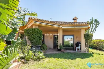 2 bedroom House for Sale in Marbella