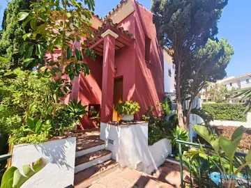 3 bedroom House for Sale in La Alcaidesa-16433