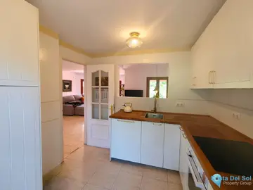 3 bedroom House for Sale in La Alcaidesa-16448