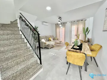 15 bedroom Apartment for Sale in Málaga-38310