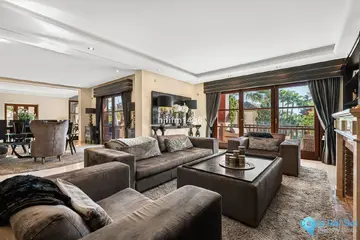 6 bedroom House for Sale in The Golden Mile-38384