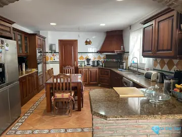 5 bedroom House for Sale in Marbella-38571