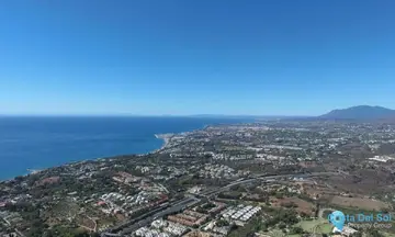 1808m2 Plot for Sale in The Golden Mile