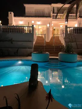 10 bedroom House for Sale in Riviera del Sol