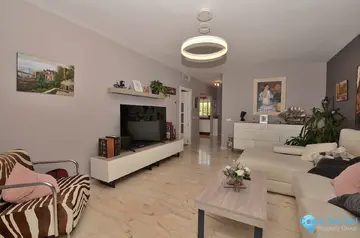 3 bedroom Apartment for Sale in Benalmadena Pueblo-83150