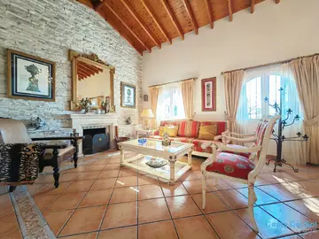 4 bedroom House for Sale in Marbesa-38837