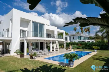 4 bedroom House for Sale in La Quinta