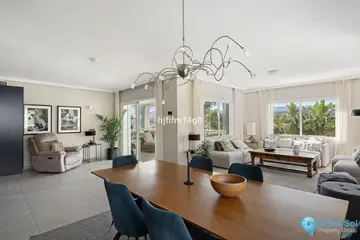 4 bedroom House for Sale in La Campana-38932