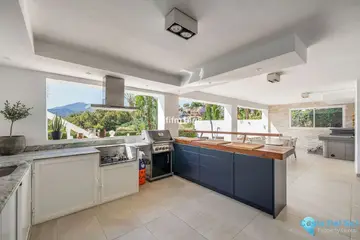 4 bedroom House for Sale in La Campana-38927