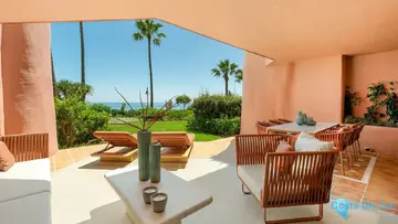 3 bedroom Apartment for Sale in New Golden Mile