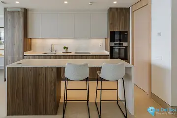 4 bedroom Apartment for Sale in Málaga Centro-39262