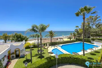 5 bedroom House for Sale in The Golden Mile