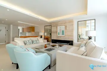 5 bedroom House for Sale in The Golden Mile-39305