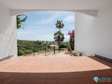 4 bedroom House for Sale in Calahonda-16553