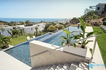 6 bedroom House for Sale in Mijas