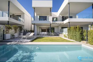 4 bedroom House for Sale in Marbella