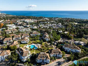 4 bedroom Apartment for Sale in The Golden Mile-39526