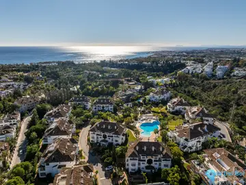 4 bedroom Apartment for Sale in The Golden Mile-39527