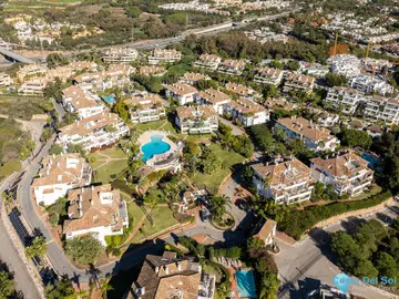 4 bedroom Apartment for Sale in The Golden Mile-39528