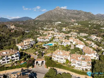 4 bedroom Apartment for Sale in The Golden Mile-39529