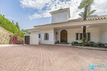 4 bedroom House for Sale in El Paraiso-39553