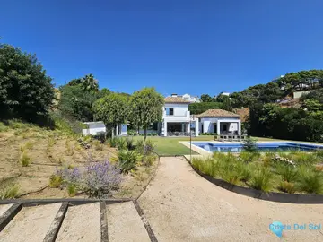 4 bedroom House for Sale in Benahavís-39702