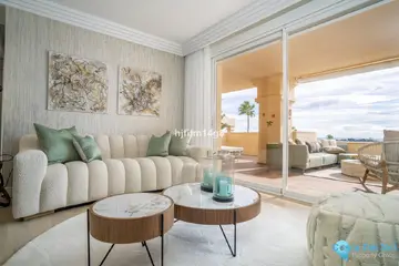 4 bedroom Apartment for Sale in Nueva Andalucía-39738