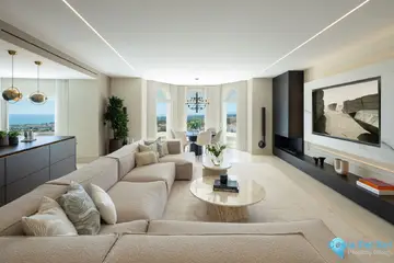 4 bedroom Apartment for Sale in The Golden Mile-39764
