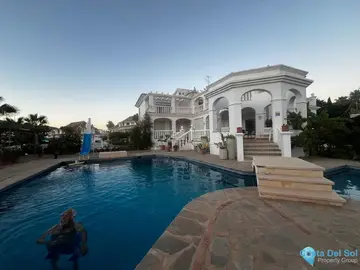 5 bedroom House for Sale in Torrequebrada-39863