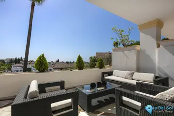 4 bedroom Apartment for Sale in The Golden Mile-39947