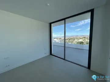 4 bedroom House for Sale in Río Real-39976