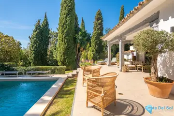 5 bedroom House for Sale in Hacienda Las Chapas