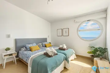 4 bedroom Apartment for Sale in Fuengirola-40175