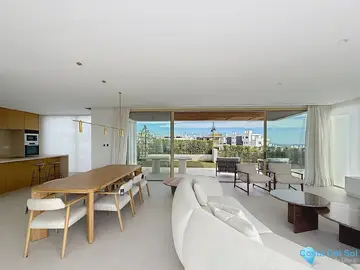 6 bedroom House for Sale in Málaga-40290