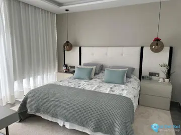 5 bedroom House for Sale in Puerto Banús-40300