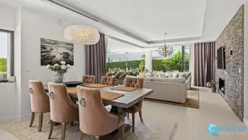 5 bedroom House for Sale in San Pedro de Alcántara-40311