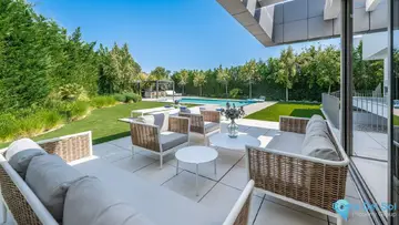 5 bedroom House for Sale in El Paraiso-40334