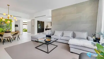 5 bedroom House for Sale in El Paraiso-40338