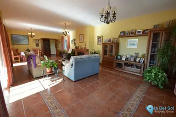 6 bedroom House for Sale in Benalmadena-40481