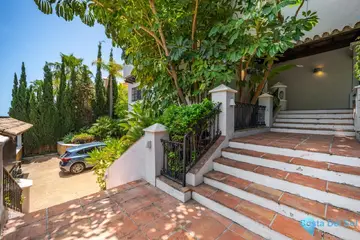 5 bedroom House for Sale in Nueva Andalucía-40513