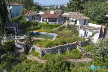 3 bedroom House for Sale in Benahavís